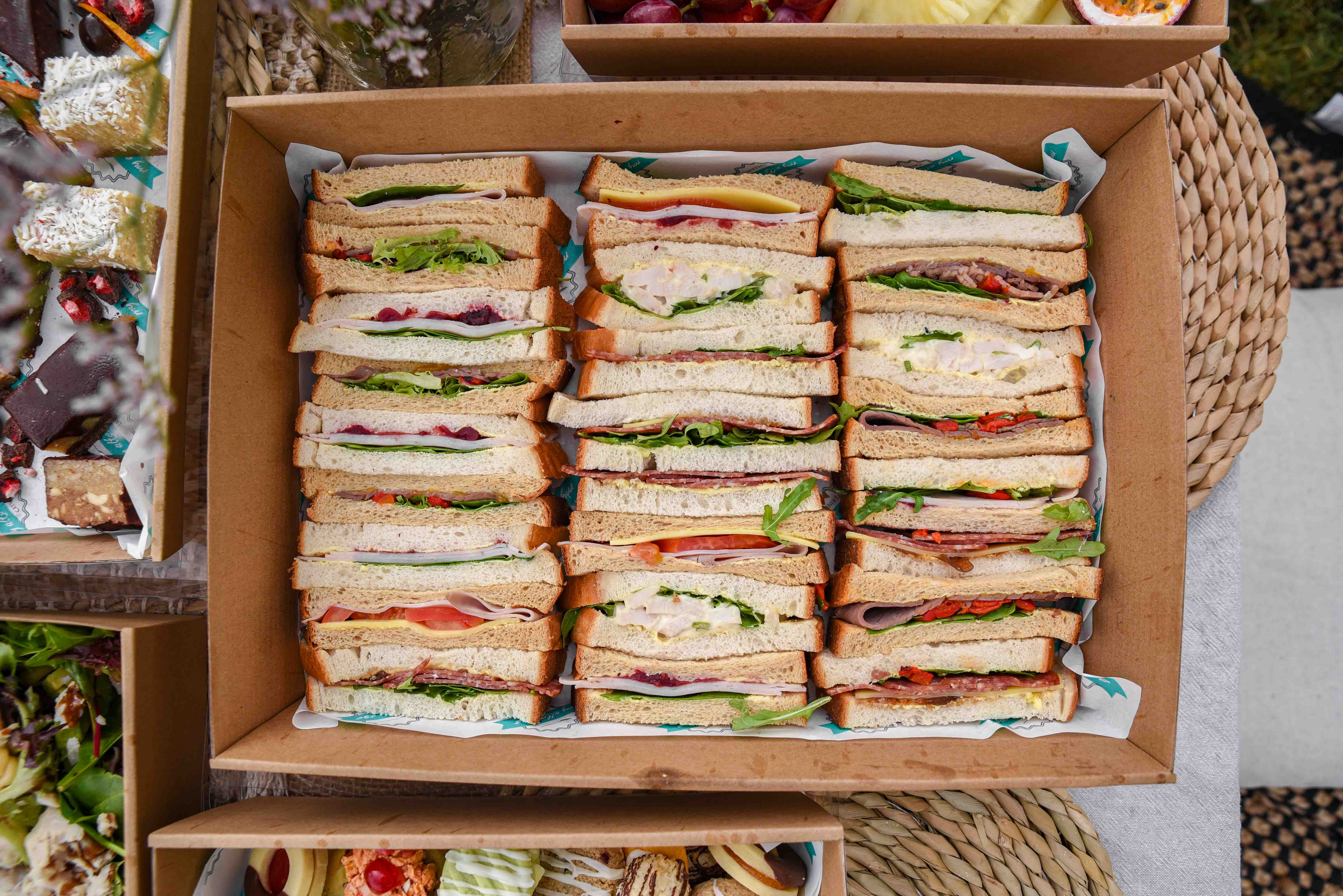 Sandwiches Classic Ribbon